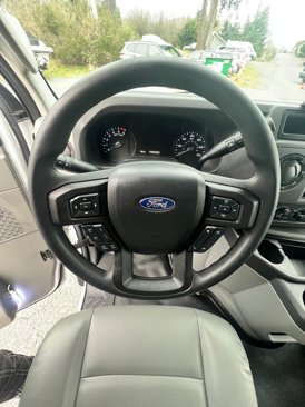 Used 2022 Ford E-450 and Econoline 450 Super Duty image 12