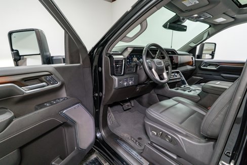 Used 2024 GMC Sierra 2500 Denali image 13