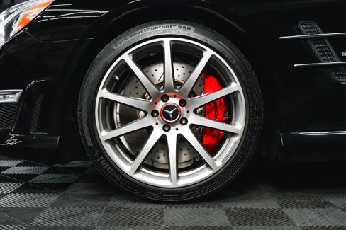 Used 2015 Mercedes-Benz SL 63 AMG image 14