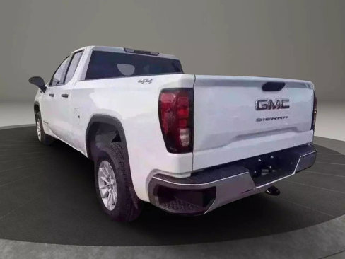 Used 2024 GMC Sierra 1500 Pro w/ Pro Value Package image 4