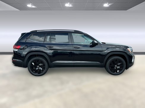 New 2026 Volkswagen Atlas SE image 7