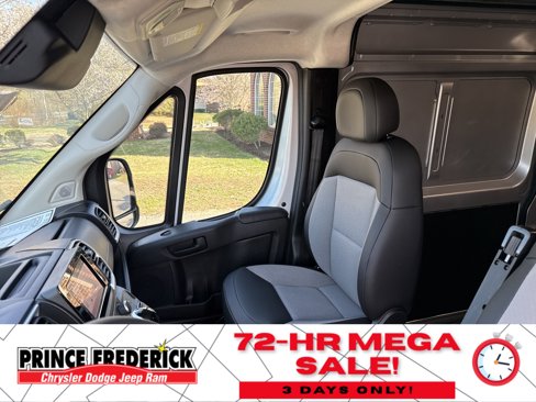 New 2025 RAM ProMaster 2500 w/ Quick Order Package 22G SLT image 11