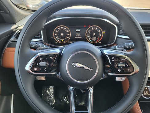 New 2026 Jaguar F-PACE R-Dynamic S image 7