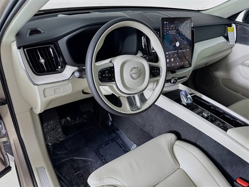 New 2026 Volvo XC60 B5 Ultra w/ Protection Package image 9