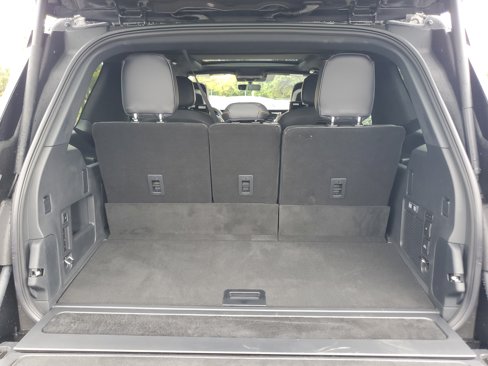 New 2025 Lincoln Navigator Black Label image 33