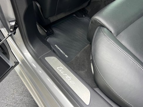 Used 2012 Porsche Panamera Turbo image 39