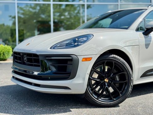 Used 2025 Porsche Macan GTS image 11