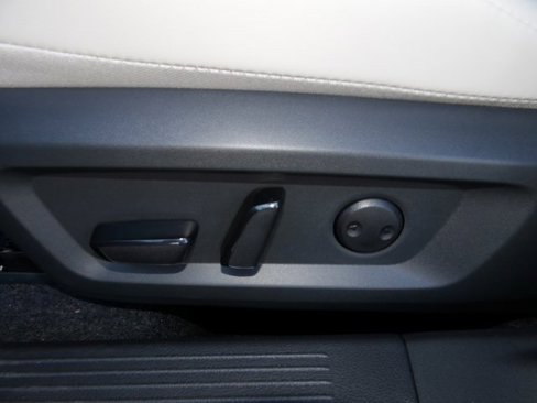 New 2026 Nissan Rogue SV w/ SV Premium Package image 17