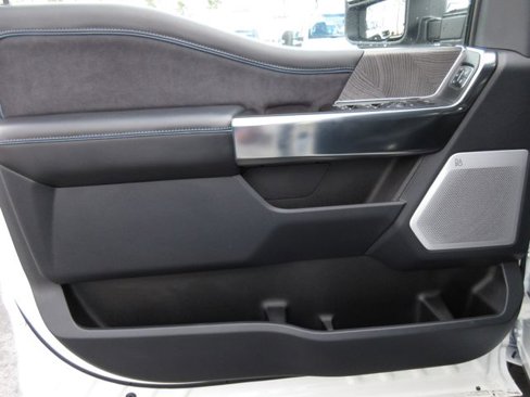 New 2025 Ford F250 Platinum image 10