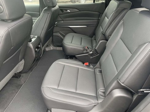 New 2026 Chevrolet Traverse LT image 5