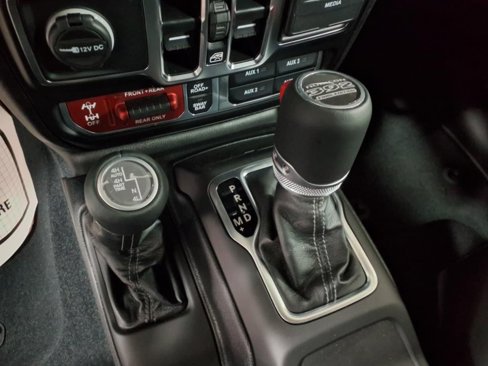 New 2025 Jeep Wrangler Unlimited Rubicon 392 image 16