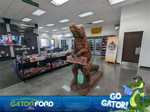 Used 2023 Ford Explorer Limited image 39