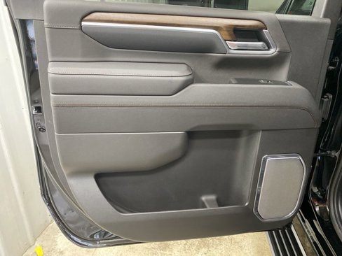 New 2025 Chevrolet Silverado 2500 High Country w/ High Country Premium Package image 21