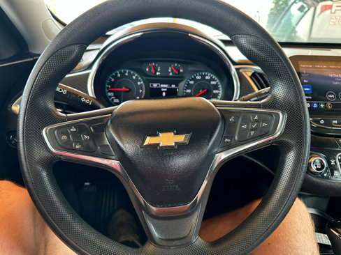 Used 2020 Chevrolet Malibu LT image 47