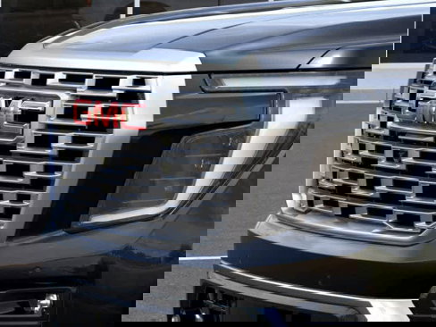 New 2025 GMC Yukon Denali w/ Denali Reserve Package image 13