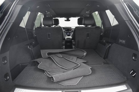 Used 2024 Cadillac XT6 Premium Luxury w/ Technology Package image 13