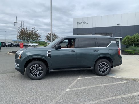 New 2025 Nissan Armada SL image 4