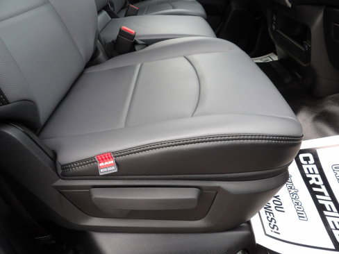 Used 2024 RAM 3500 Tradesman w/ Chrome Appearance Group image 41