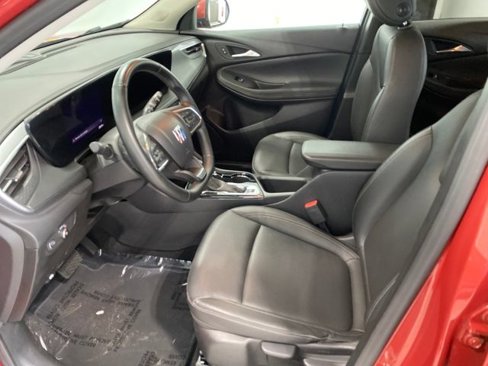 Used 2024 Buick Encore GX Sport Touring image 5