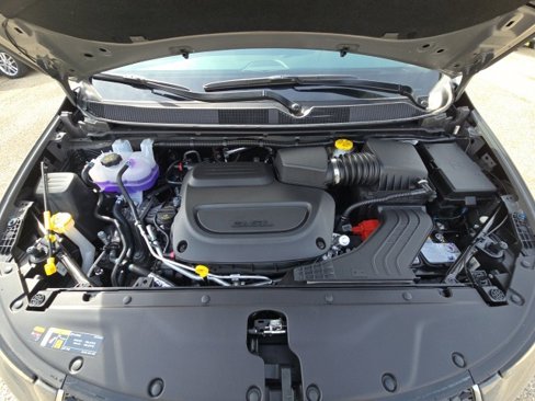 New 2025 Chrysler Pacifica Select w/ Uconnect Theater Family Group image 33