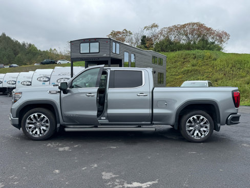 Used 2024 GMC Sierra 1500 Denali w/ Denali Reserve Package image 10