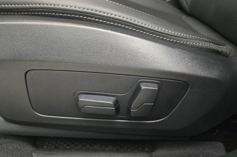 Used 2024 BMW X2 xDrive28i w/ Convenience Package image 13