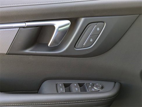 New 2025 Buick Enclave Sport Touring image 29