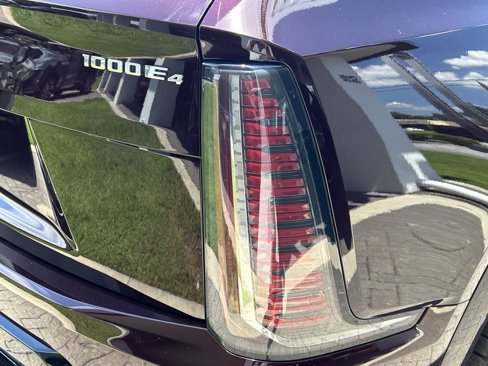 New 2026 Cadillac Escalade IQ Luxury 2 image 8