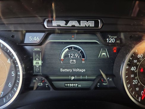 Used 2025 RAM 1500 Laramie image 24