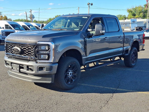New 2025 Ford F350 XLT w/ Black Appearance Package image 3