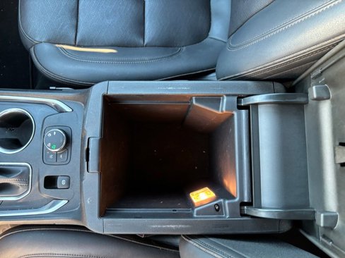 Used 2022 Chevrolet Traverse High Country image 25