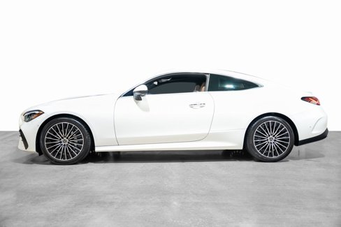 Used 2025 Mercedes-Benz CLE 300 4MATIC Coupe image 27