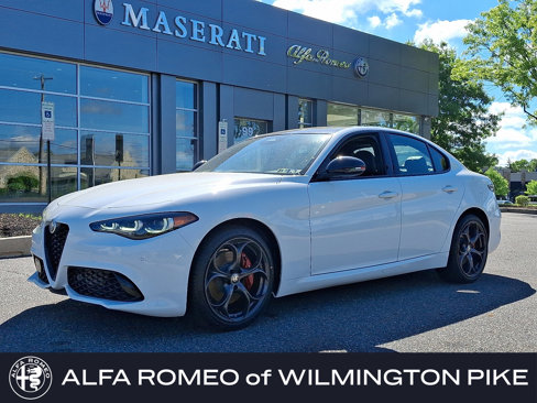 New 2025 Alfa Romeo Giulia AWD image 1