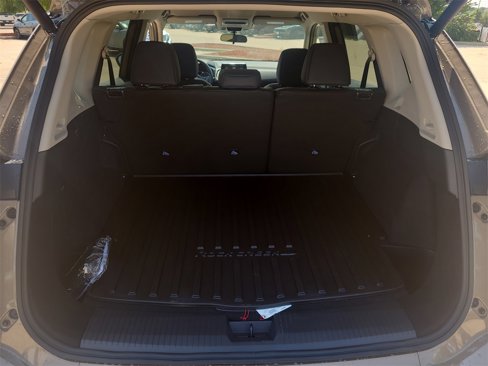 New 2026 Nissan Rogue Rock Creek image 8