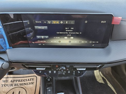 New 2025 Nissan Kicks SR w/ SR Premium Package image 10