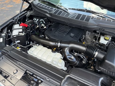 Used 2023 Ford F150 XLT image 33