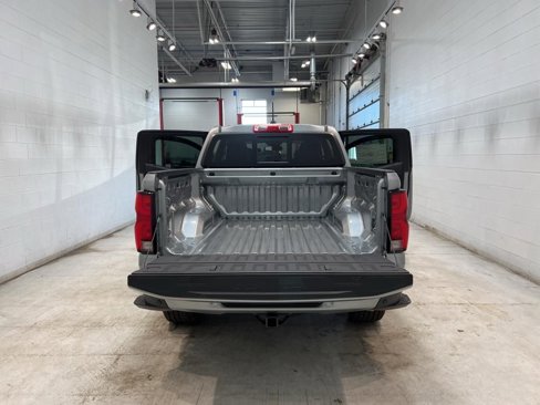 New 2024 Chevrolet Colorado LT w/ LT Convenience Package III image 36