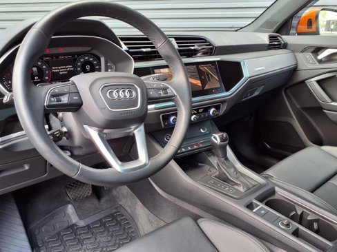 Used 2024 Audi Q3 2.0T Premium Plus image 4