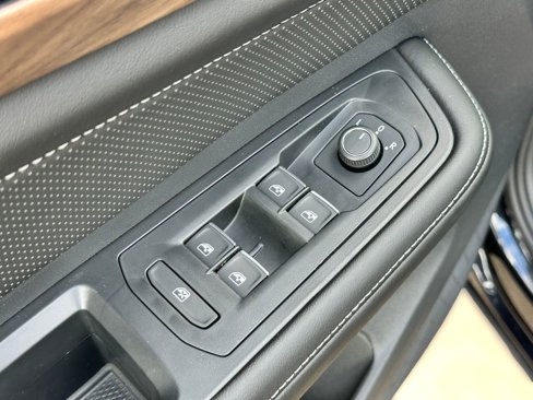 New 2026 Volkswagen Atlas SE image 21