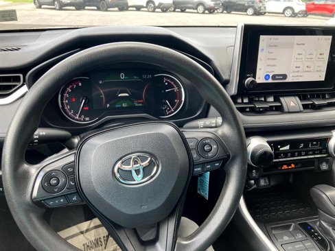 Used 2024 Toyota RAV4 LE image 14
