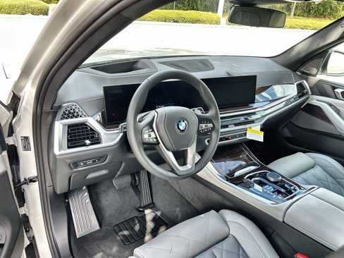 New 2026 BMW X5 xDrive50e w/ Premium Package image 12