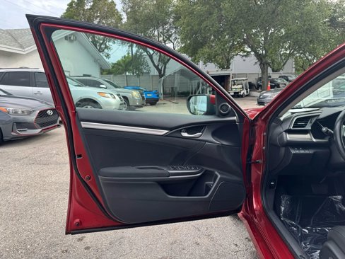 Used 2020 Honda Civic EX image 9