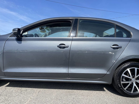 Used 2018 Volkswagen Jetta SE image 8