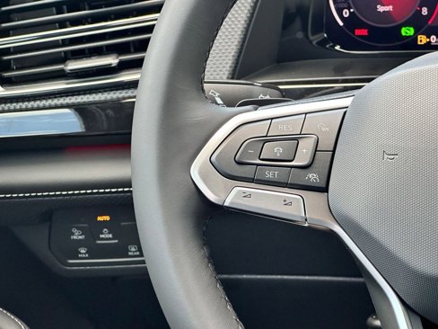 New 2026 Volkswagen Atlas Cross Sport SEL Premium R-Line image 16