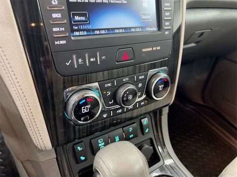 Used 2014 Chevrolet Traverse LT image 15