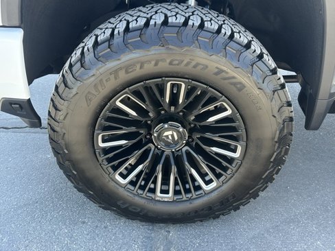Used 2025 Chevrolet Silverado 3500 High Country w/ High Country Premium Package image 17