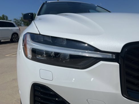 New 2026 Volvo XC60 T8 Ultra image 11