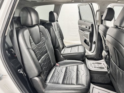 Used 2021 Kia Telluride SX w/ SX Prestige Package image 12