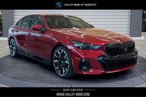New 2026 BMW 540i xDrive image 1