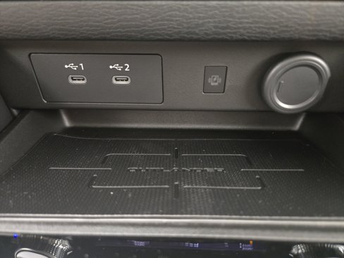 New 2025 Mitsubishi Outlander SEL image 28